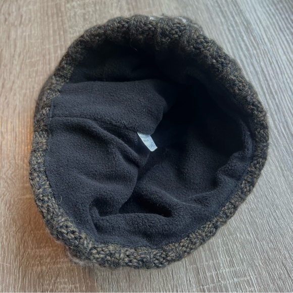 Danner Olive and Beige fleece lined wool beanie - Picture 4 of 5